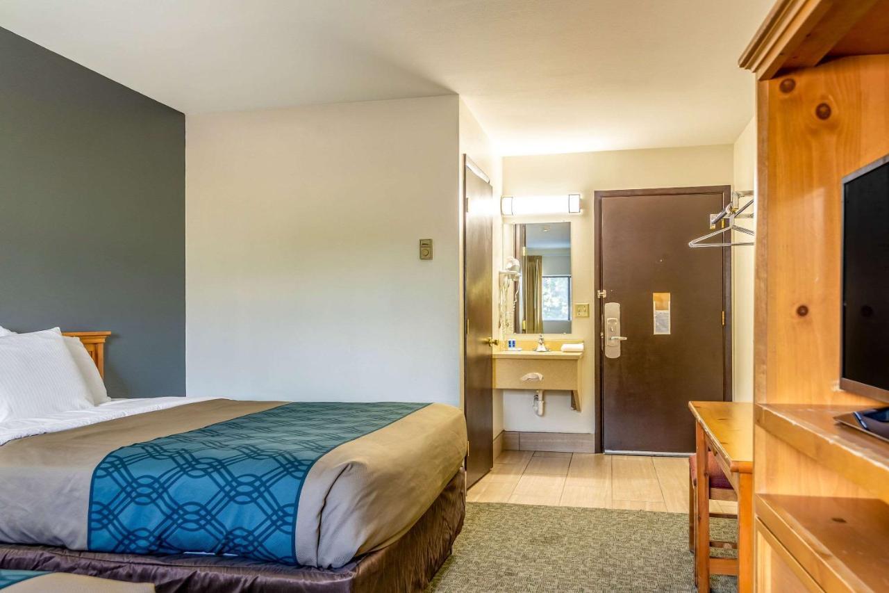 Rodeway Inn Бозман Экстерьер фото